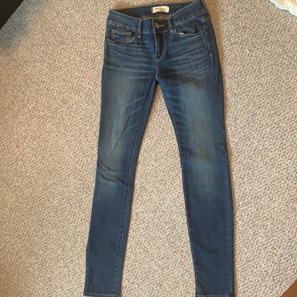 Bullhead skinny jeans